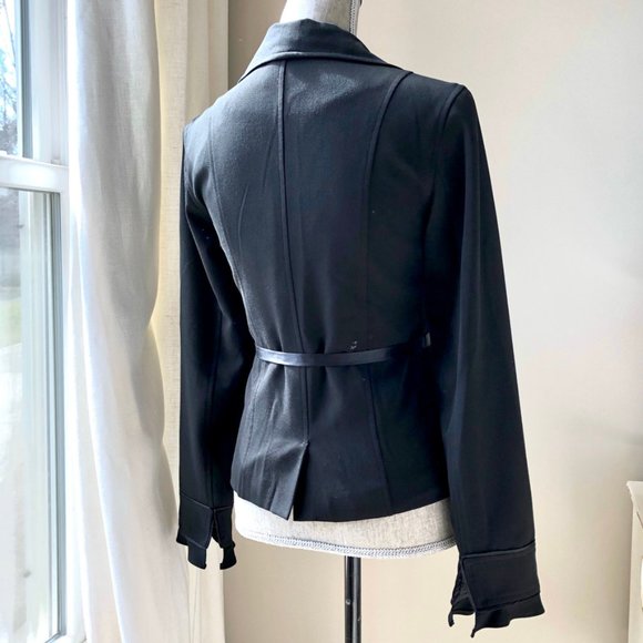 NWOT Kenzie Flutter Sleeve Fitted Black Blazer - Picture 3 of 15